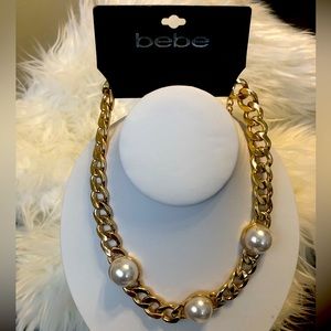 New Necklet  NWT
